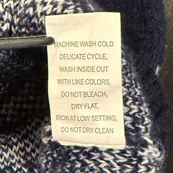 Alexia Admor Fair Isle Bulky Knit Navy Blue White Sweater Pockets Womens Medium - Picture 7 of 9